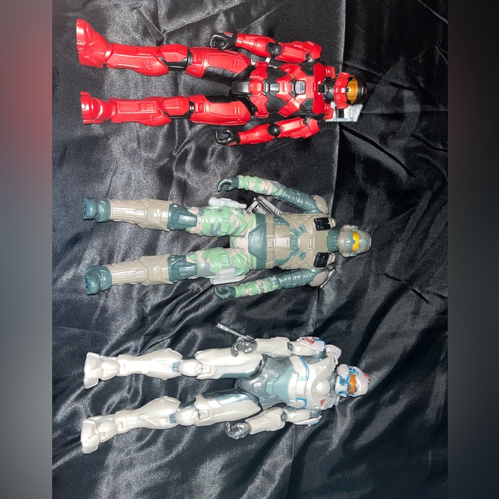 Halo figures